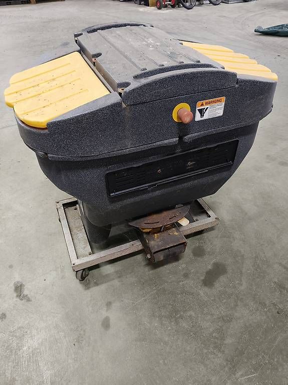 Accessoires pour protection des plantes: Salzstreuer – D'occasion à Schönenwerd par Ph75